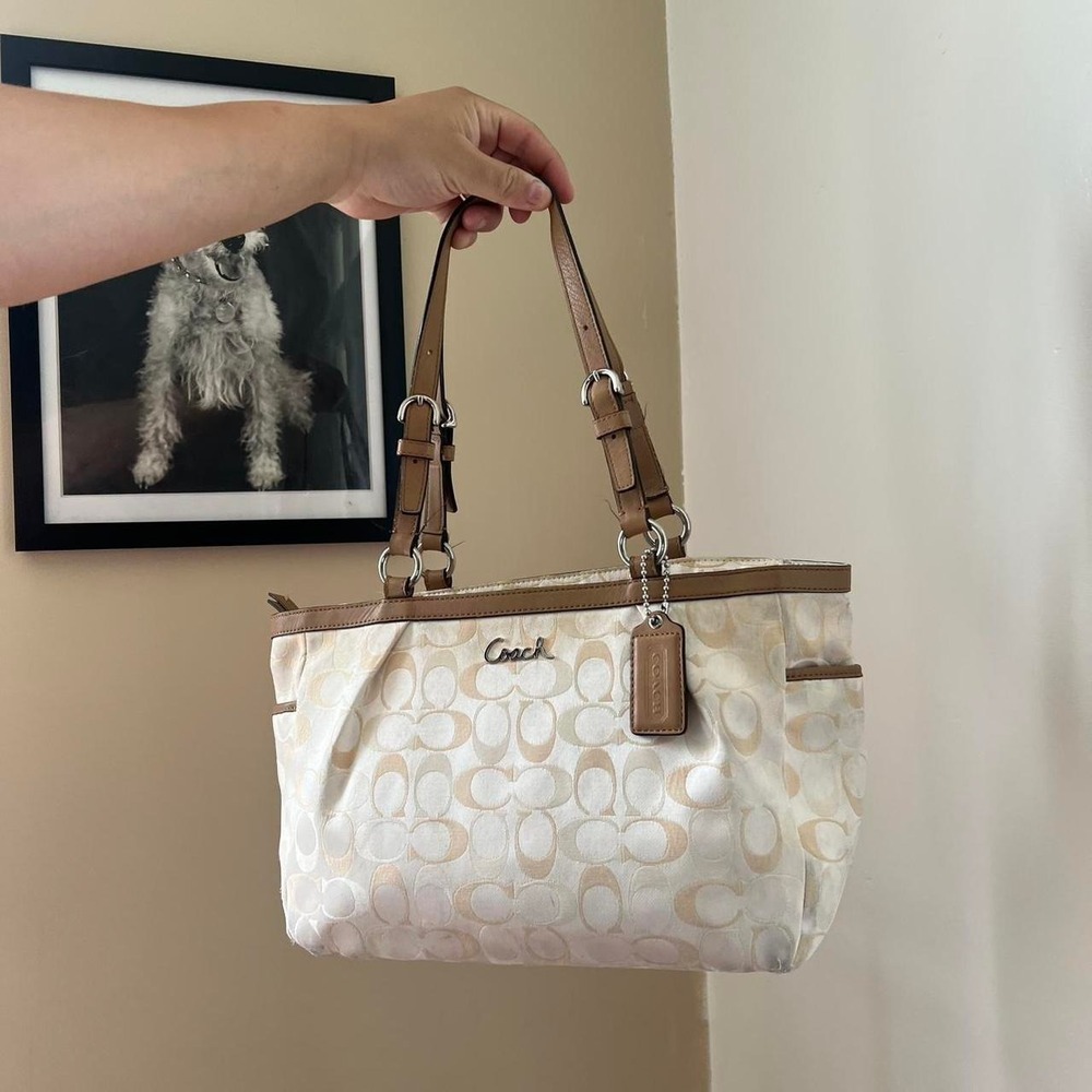 y2k 2000s signature c monogram Coach gallery tote shoulder bag / handbag